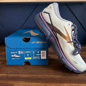 Brooks Ghost 15 Spa Blue Women’s size 7 Wide